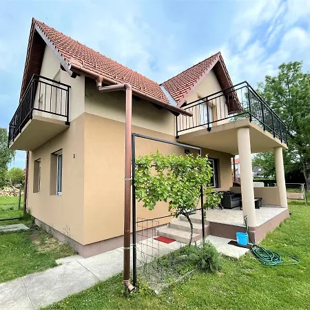 Golden Holiday home
