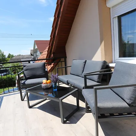 Golden Holiday home *