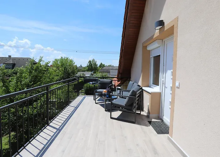 Golden * Balatonlelle